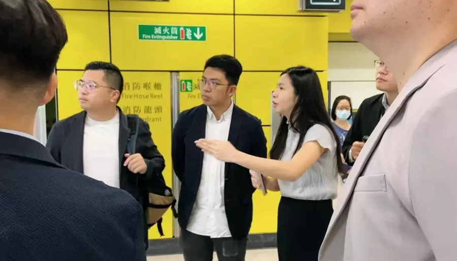 【#張偉楠|跟進黃竹坑地鐵站A岀口上蓋維修工程⚠️】