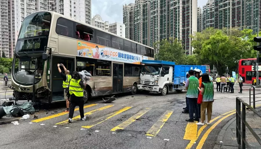 粉嶺一鳴路交通意外 北區關愛隊慰問傷者