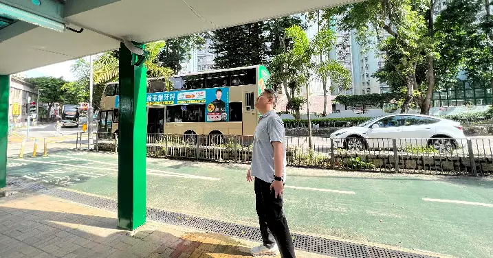 跟進行人路上蓋滴水 預計七月中完成維修