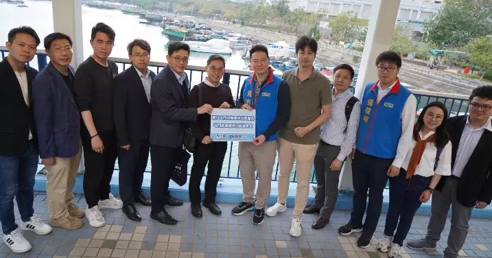 關注在屯門河停泊船隻