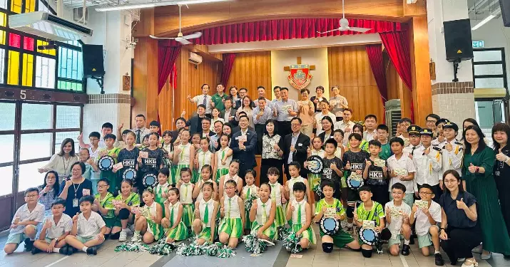 教育局常任秘書長到訪黃大仙區內小學及與黃大仙區議員交流
