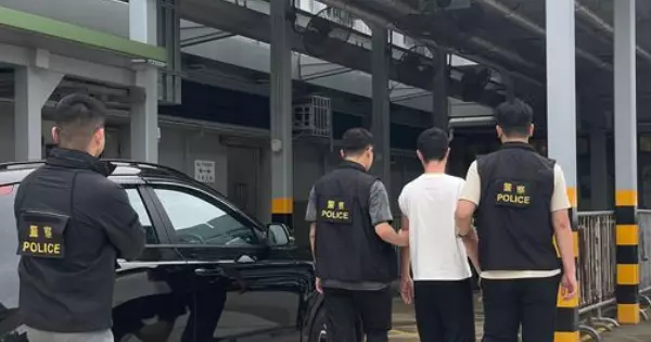 拘兩人 • 迅速破案 • 絕不容忍「搵快錢」罪案