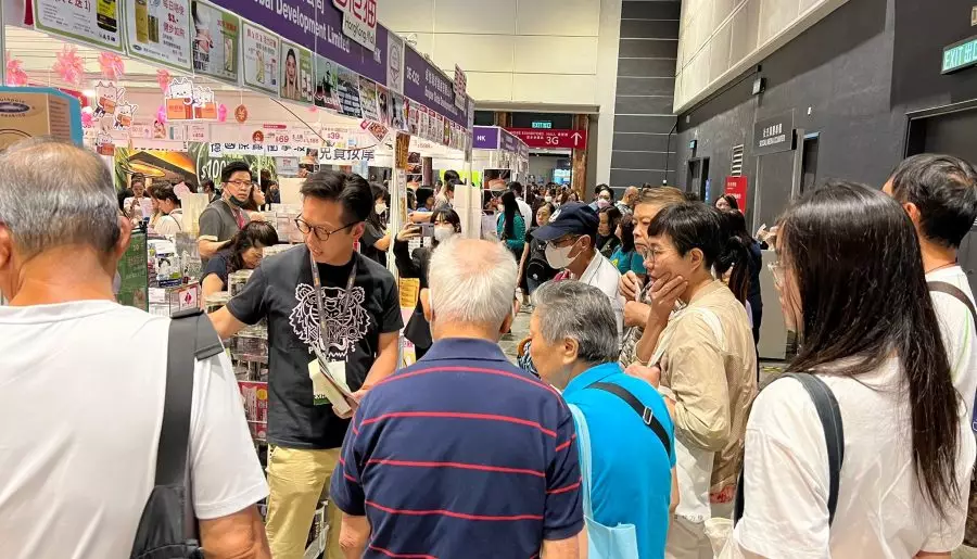 香港美食博覽之旅，推動留港消費