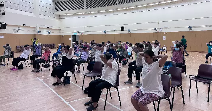 地區活動婦女伸展運動訓練班