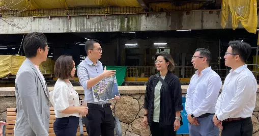 新民黨南區團隊前往數碼港實地考察5期的興建情況