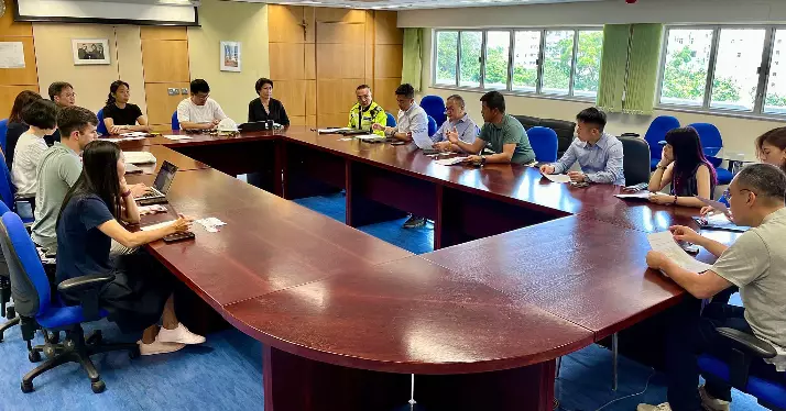 灣仔警區 • 與道爾頓學校商討交通安排
