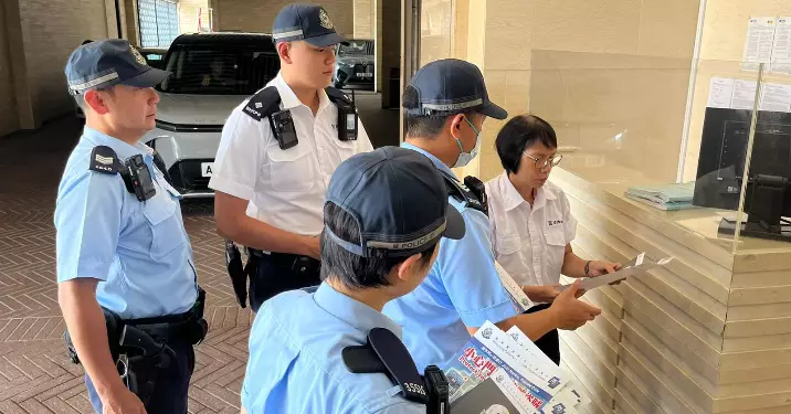 灣仔警區 • 防爆竊宣傳