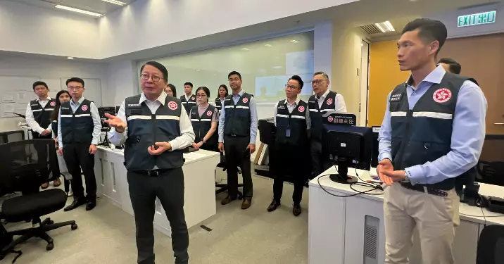 陳國基：強化緊急事故監察及支援中心功能 加快颱風襲港後善後工作