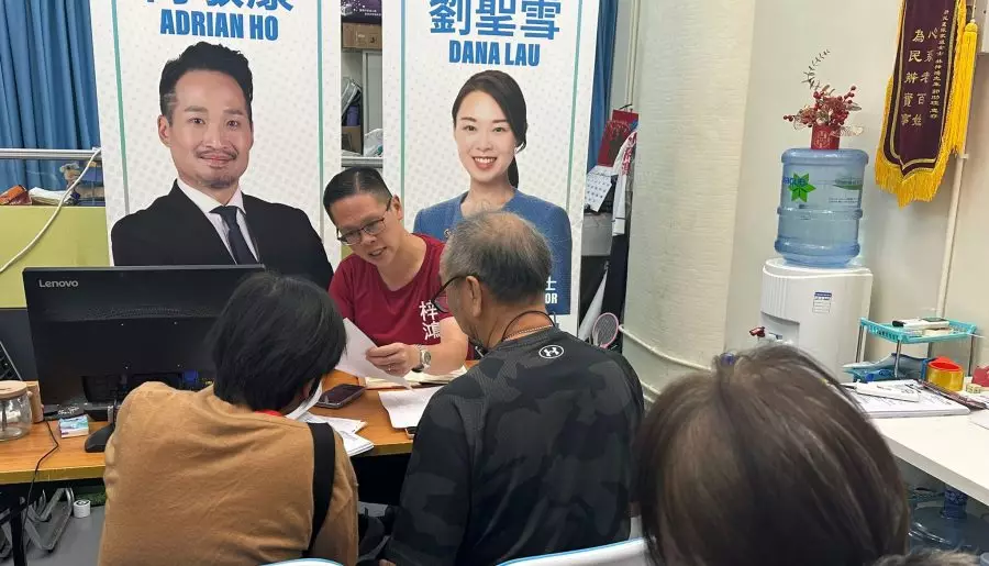 協助西灣河街坊會面社工申請福利資助