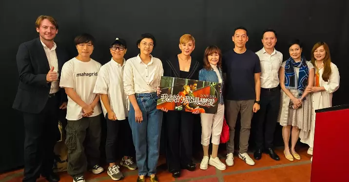 長幼共融 • 西區少年警訊與耆樂警訊共賞電影 • 提升防騙意識