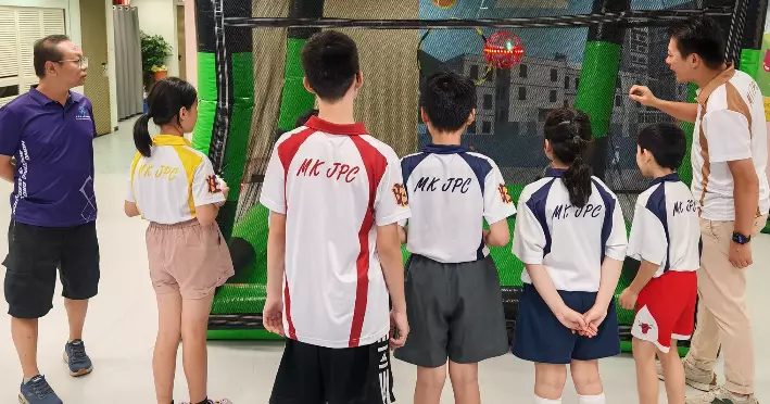 旺角區少年警訊無人機足球訓練班