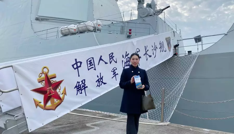 🌊🚢 海軍訪港,感受榮耀!🚢🌊