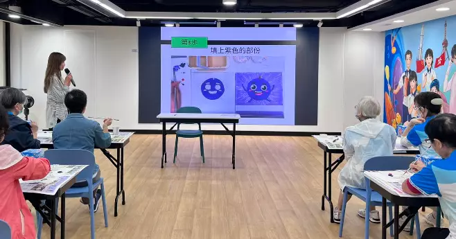 見聞廣博系列-防騙講座+提子塑膠彩肌理畫