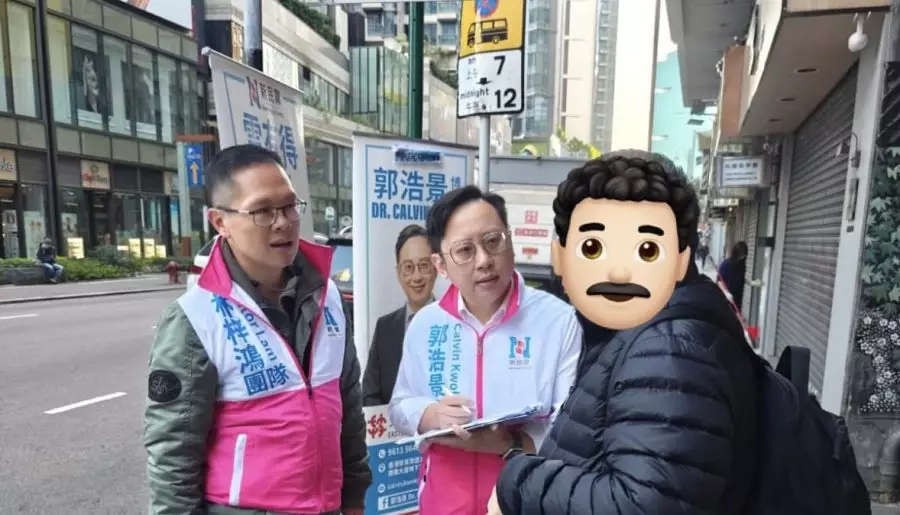 新民黨太北團隊｜向北角街坊進行問卷調查及贈送月曆