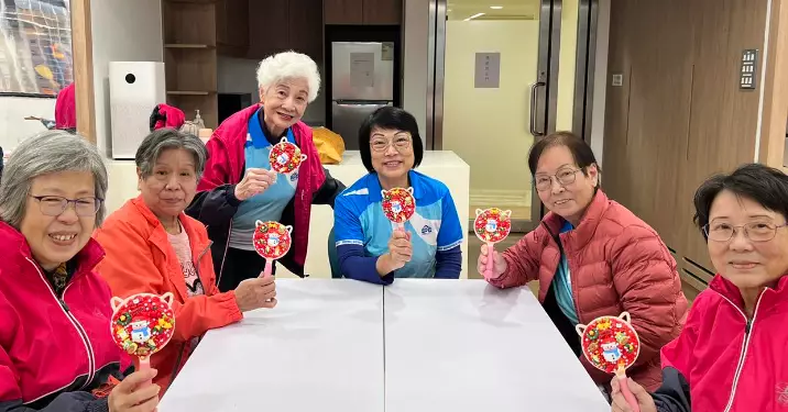 見聞廣博系列-防騙講座+聖誕奶油膠鏡子工作坊
