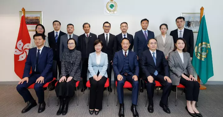 香港海關 ：海關關長與湖北省商務廳廳長會面 就拓展合作範疇交換意見