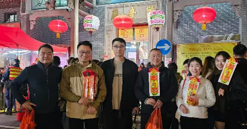 觀音借庫|紅磡觀音廟逾百人善信冒雨輪候