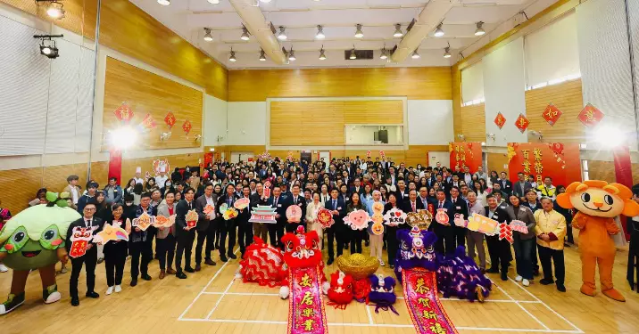 金蛇獻瑞 共慶新春 黃大仙民政事務處乙巳年新春團拜