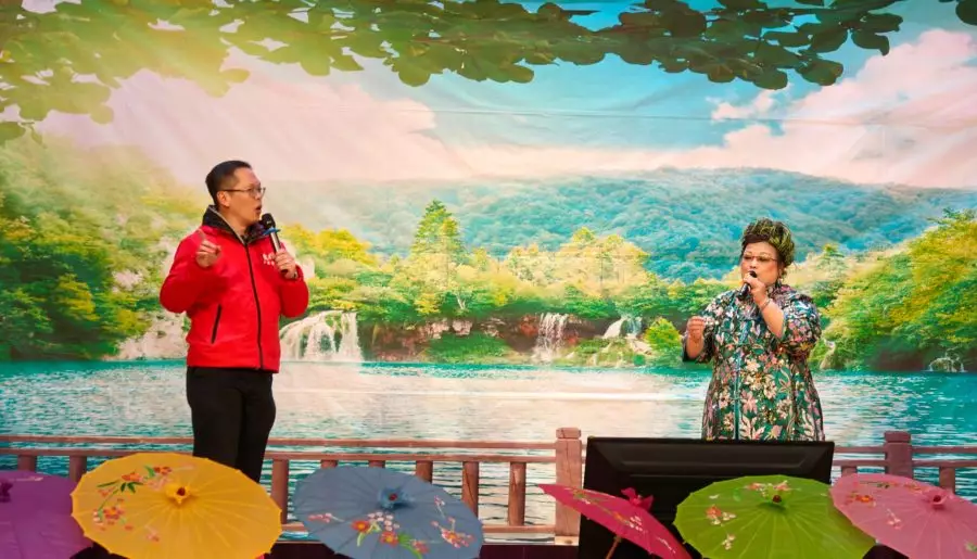 參加東區之友歌曲欣賞活動