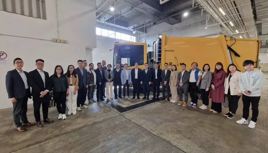 食環署署長與深水埗區議員會晤交流潔淨工作