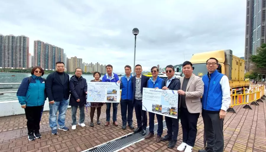 政府採用機械人清理暗渠淤泥 陳恒鑌：冀徹底解決荃灣海傍臭味