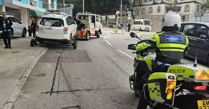 東區警區 交通執法 • 打擊違泊車輛