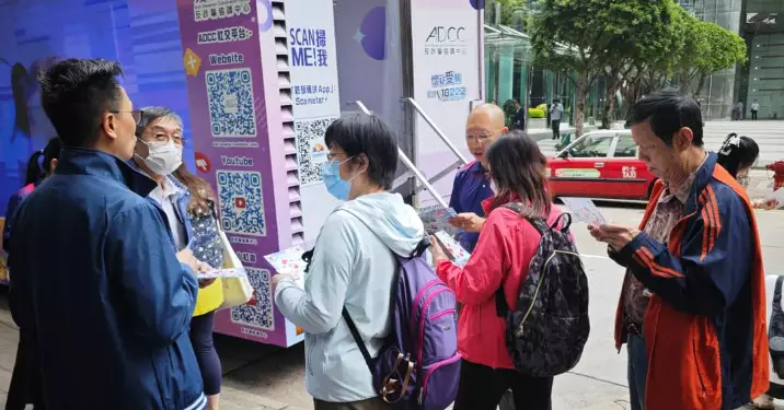 防騙宣傳車走訪中區