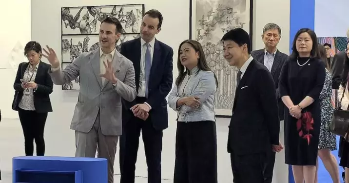 香港盛𣾀超級三月達高峰 羅淑佩一連兩日出席大型藝術展開幕禮
