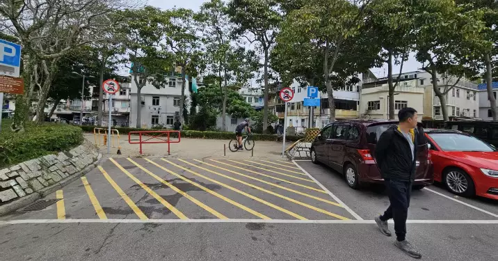 關注翠塘花園停車場消防通道安全隱患