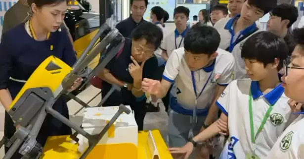 深圳國安教育‧科技企業考察之旅