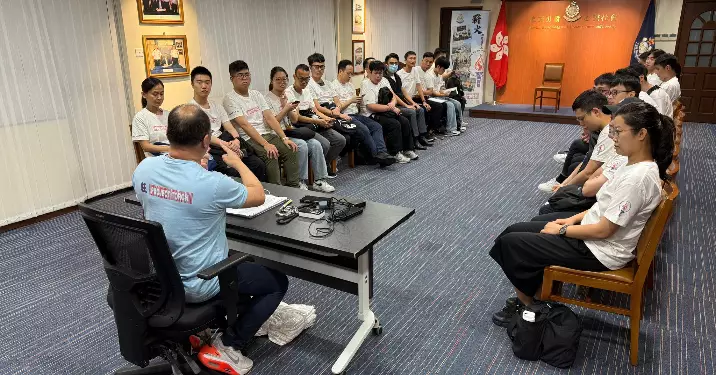 「薪火」 X 香港科技專上書院 警員小組面試工作坊