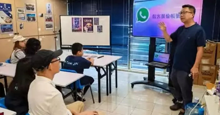 油尖警區 • 防騙講座 • 提提大家小心WhatsApp帳戶騎劫騙案