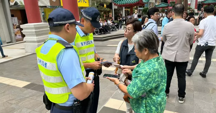 西區警區道路安全宣傳系列活動 — 職業司機分享會及行人安全教育