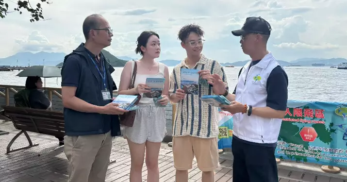 西區警區｜軍艦訪港期間切勿於「限制飛行區」放飛無人機