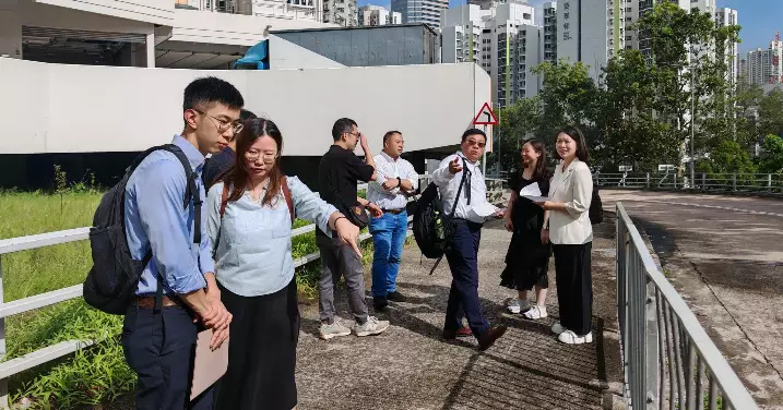 麗瑤邨交通優化啟動 跨部門勘查小巴站人車分流方案