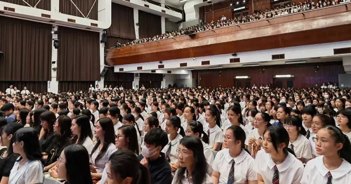 灣仔警區於聖保祿學校舉辦網絡安全防罪講座 加強學生防範意識