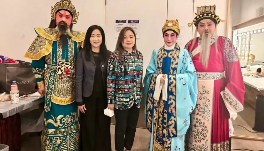 羅淑佩：欣賞龍劍笙粵劇演出大感幸福 讚大師風範與傳承精神