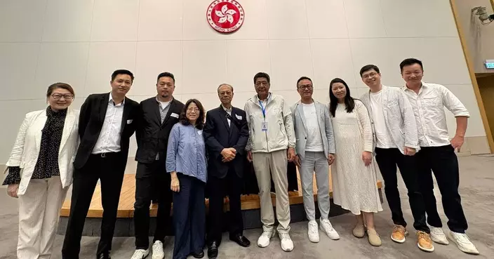 陳權軍出席五年規劃地區治理諮詢會 反映社區實況推動政策落地惠民