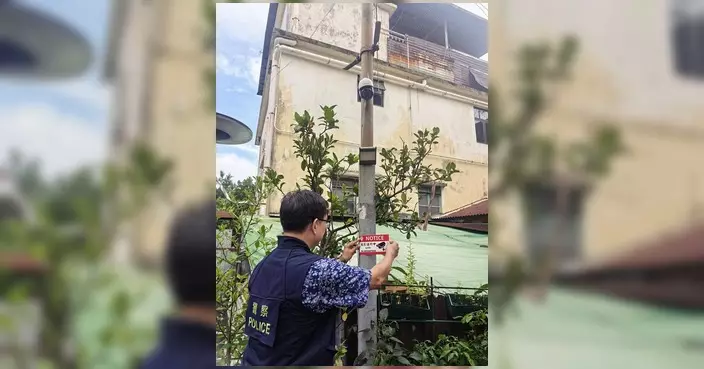 屯門警區到青磚圍宣傳防盜 提醒村民鎖好門窗及發揮守望相助精神