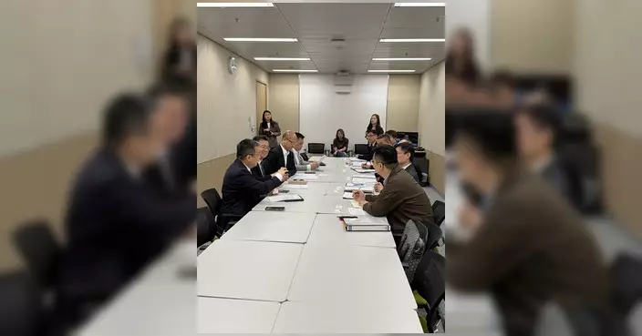 伍煥杰出席會議 支持優化稅務局資訊科技系統
