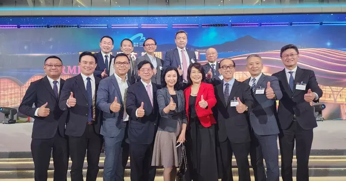 姚柏良與江旻憓聯同旅議會 組織旅遊業界代表率先體驗T2出境流程