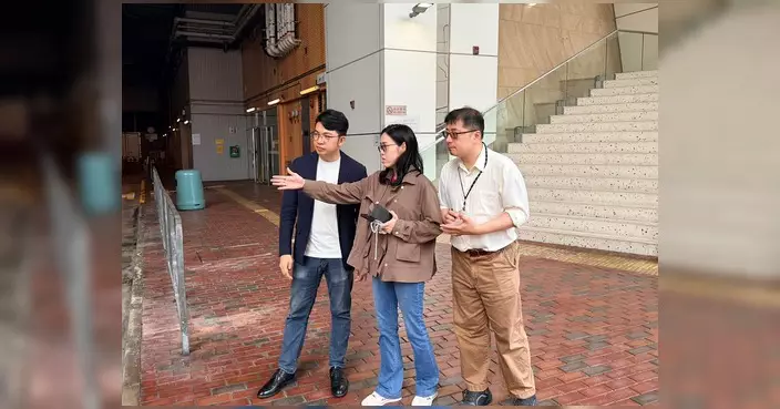 張偉楠 陳學鋒 朱立威檢視石排灣邨交通總匯處過路處情況