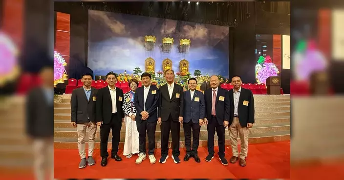 林振昇出席佛誕節吉祥大會 見證浴佛大典祈福儀式