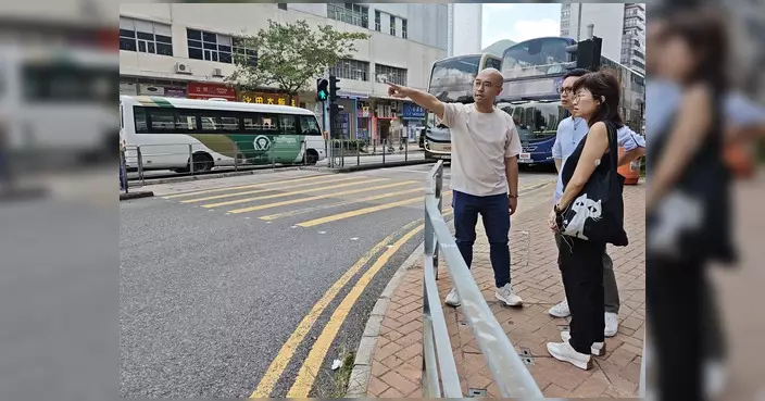 姚嘉俊邀請運輸署代表到翠欣街實地視察 討論區內交通問題