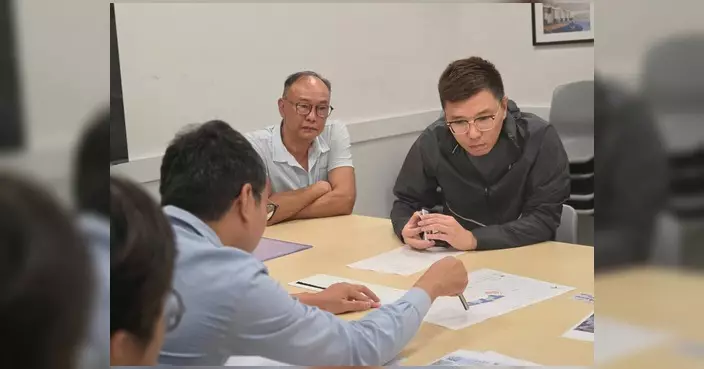 羅曉楓聯同余智榮及李華光 向部門反映桃源洞公屋規劃居民建議
