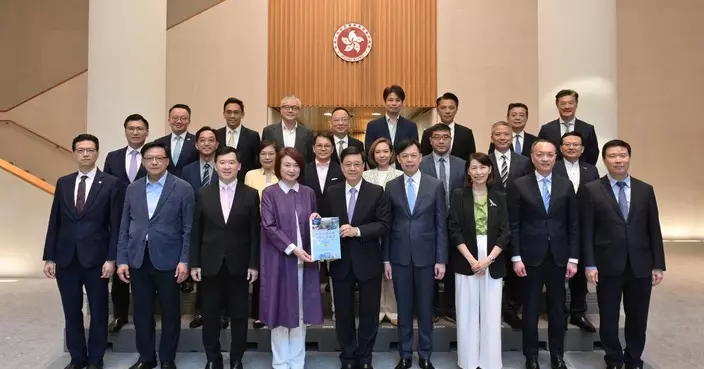 吳秋北提交香港首份五年規劃研究報告 倡行政立法協同對接國家戰略