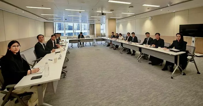 鄧家彪聯同多個部門會面 聯手打擊求職騙案