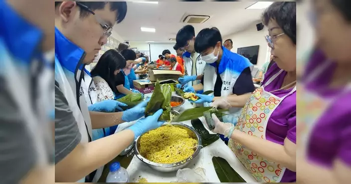 坑口東及坑口西關愛隊聯同青年義工 包糭送暖迎端午
