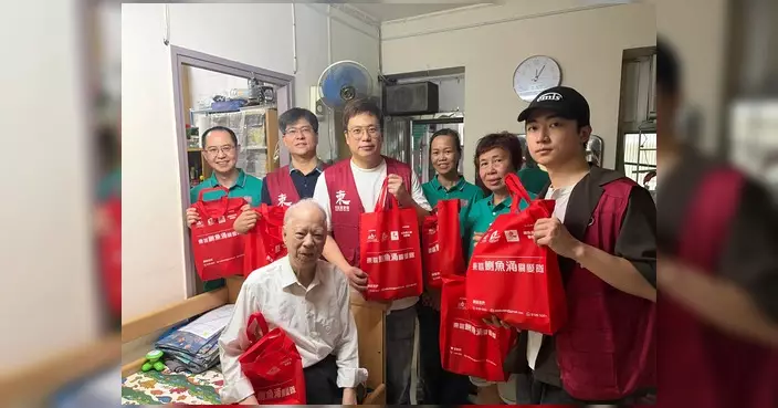 鰂魚涌關愛隊辦「粽是有情獻愛心」探訪獨居長者送暖
