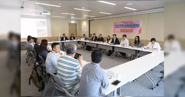 植潔鈴聯同民建聯團隊晤路政署 促改善港島東道路設施